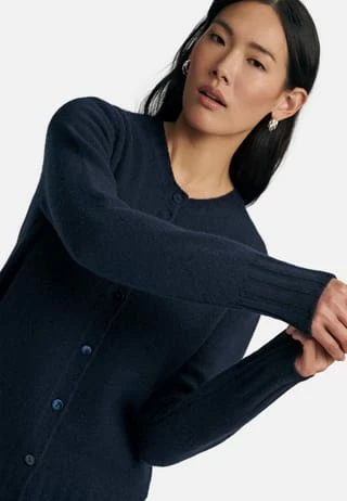 Peter Hahn Strickjacke Cashmere Marine – Bild 6