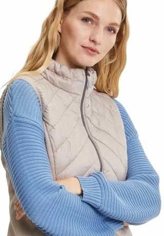 BETTY BARCLAY Steppweste Mit Stehkragen Beige – Bild 6